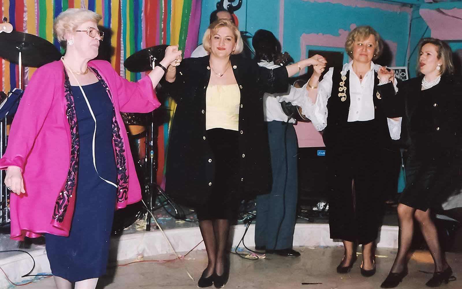 Κούλα-Ρογδάκη-new-council-enosi-gynaikon-patras-charity