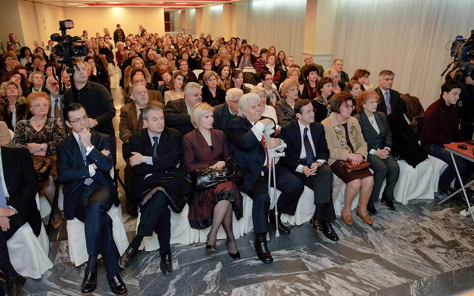 Ένωση Γυναικών Πάτρας, εγυπα, ΕΓΥΠΑ, enosiginaikonpatras, womenunion, womenunionofpatras, patraswomenunion, Ενωσηγυναικωνπατρας, ρογδακηανναμαρια, annamariarogdaki, ένωση γυναικών πάτρας, ΦΙΛΑΝΘΡΩΠΙΚΌ ΣΩΜΑΤΕΊΟ,